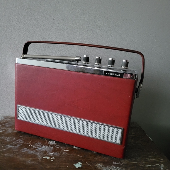 RARE Vintage 1960s Nordmende Transita Automatic radio made in West Germany - Picture 6 of 11